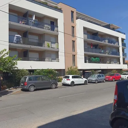 Via Center Bat A Appartement Fréjus